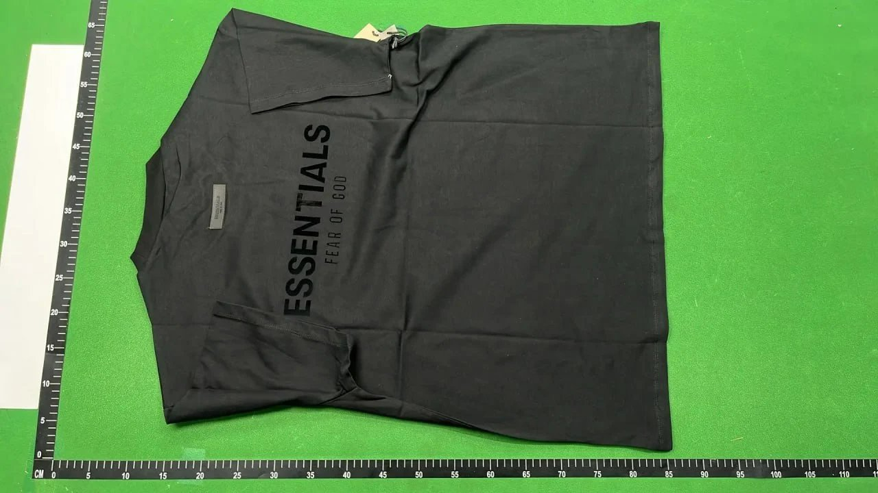 ESSENTIALS T-Shirt Short set