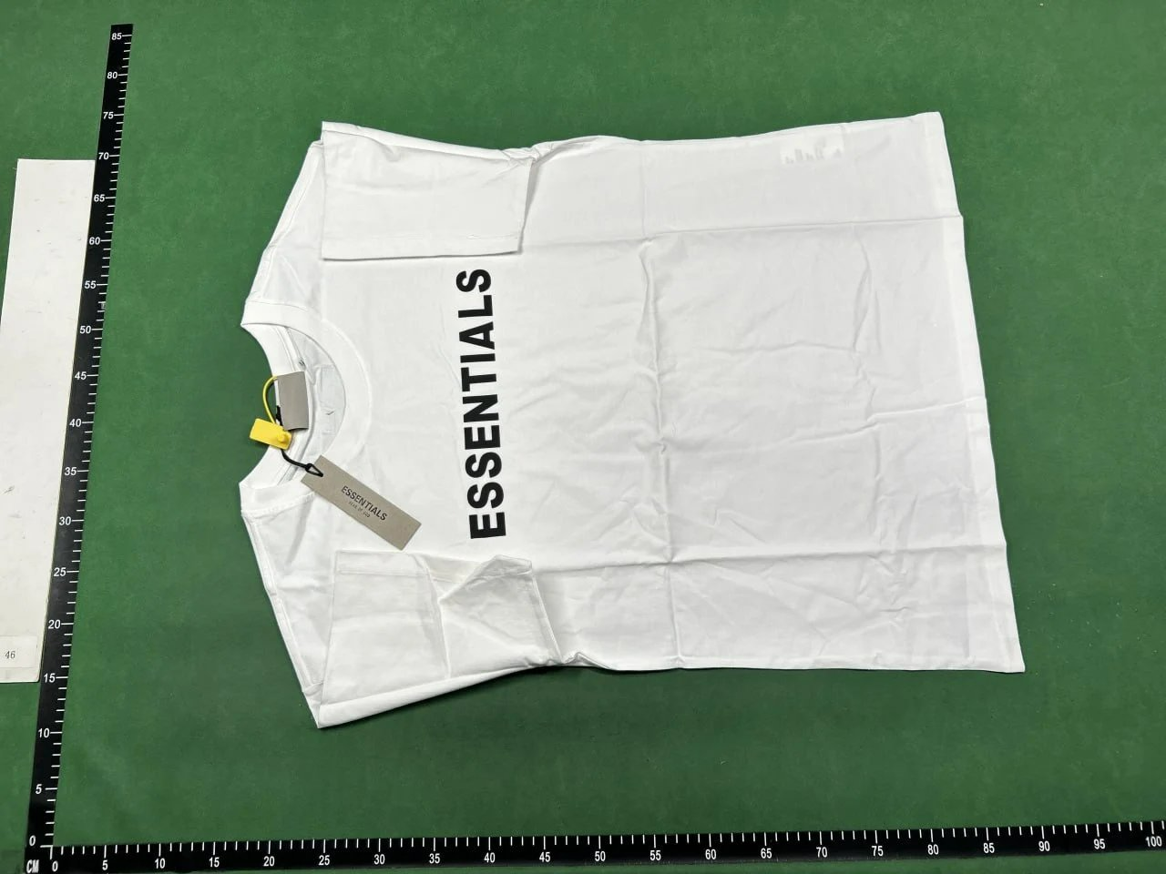 ESSENTIALS T-Shirt Short set